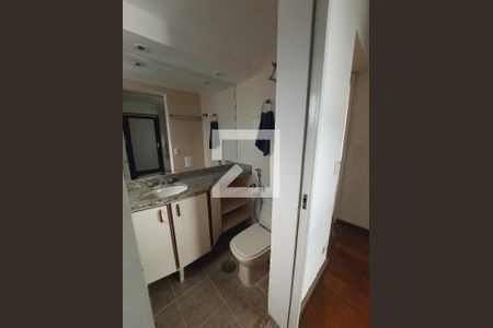 Apartamento à venda com 75m², 2 quartos e 1 vagaBanheiro da Suíte 1