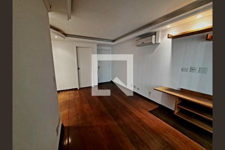 Sala de apartamento à venda com 2 quartos, 75m² em Vila Nova Conceição, São Paulo