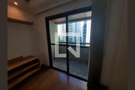 Varanda de apartamento à venda com 2 quartos, 75m² em Vila Nova Conceição, São Paulo