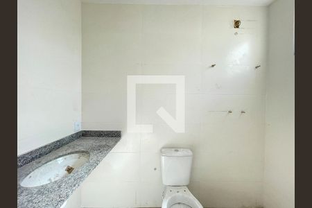 Banheiro Quarto 1 de apartamento à venda com 2 quartos, 120m² em Europa, Contagem