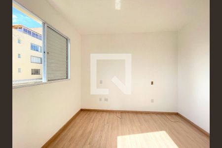 Quarto 1 de apartamento à venda com 2 quartos, 120m² em Europa, Contagem