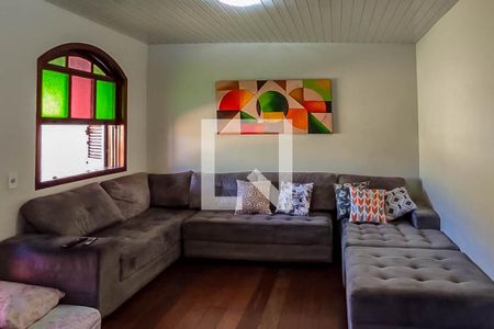 Sala  de casa à venda com 3 quartos, 231m² em Alípio de Melo, Belo Horizonte