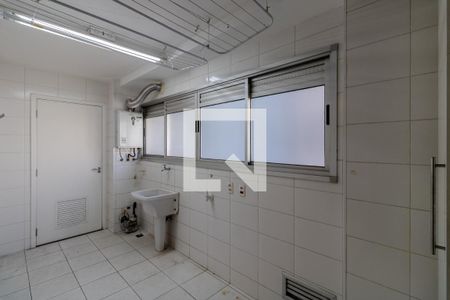 Área de Serviço de apartamento para alugar com 4 quartos, 172m² em Jardim Londrina, São Paulo