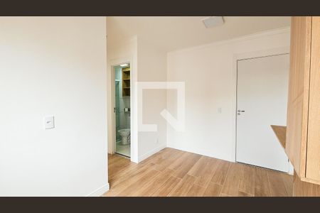 Sala de apartamento para alugar com 2 quartos, 35m² em Usina Piratininga, São Paulo