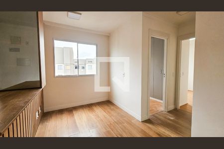 Sala de apartamento para alugar com 2 quartos, 35m² em Usina Piratininga, São Paulo