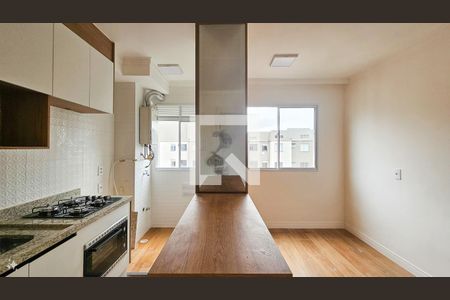 Sala de apartamento para alugar com 2 quartos, 35m² em Usina Piratininga, São Paulo
