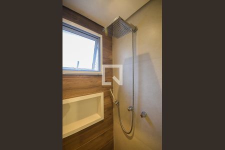 Apartamento para alugar com 122m², 3 quartos e 2 vagasChuveiro do Banheiro da Suíte 1