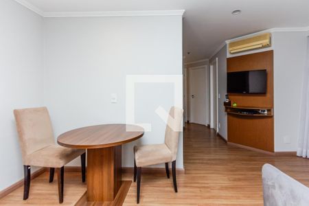 Sala de apartamento à venda com 2 quartos, 51m² em Vila Olímpia, São Paulo