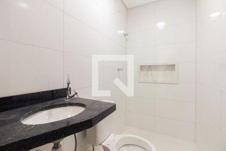 Apartamento à venda com 30m², 2 quartos e sem vaga Apartamento à venda com 30m², 2 quartos e sem vagaBanheiro