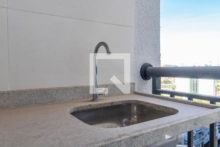 Varanda de apartamento à venda com 2 quartos, 69m² em Jardim Tupanci, Barueri