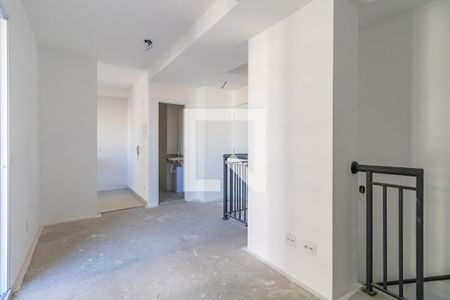 Sala de apartamento à venda com 2 quartos, 69m² em Jardim Tupanci, Barueri