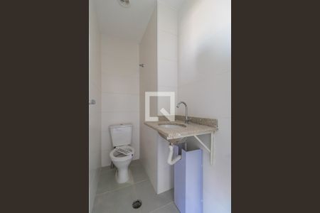 Lavabo de apartamento à venda com 2 quartos, 69m² em Jardim Tupanci, Barueri