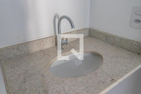 Apartamento à venda com 69m², 2 quartos e 1 vagaBanheiro 2