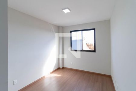 Casa à venda com 160m², 4 quartos e 4 vagas Casa à venda com 160m², 4 quartos e 4 vagasQuarto 2
