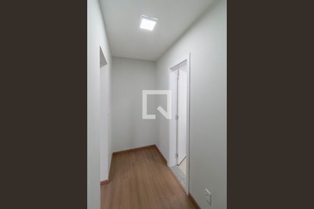 Casa à venda com 160m², 4 quartos e 4 vagas Casa à venda com 160m², 4 quartos e 4 vagasCloset da suíte