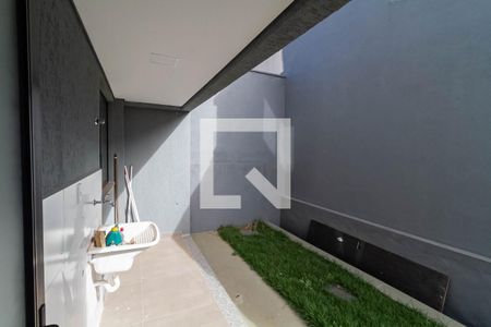 Casa à venda com 160m², 4 quartos e 4 vagas Casa à venda com 160m², 4 quartos e 4 vagasÁrea de serviço