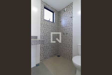 Casa à venda com 160m², 4 quartos e 4 vagas Casa à venda com 160m², 4 quartos e 4 vagasBanheiro social 2