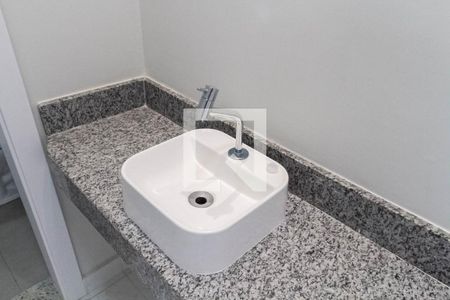 Casa à venda com 160m², 4 quartos e 4 vagas Casa à venda com 160m², 4 quartos e 4 vagasLavabo/Banheiro social 1