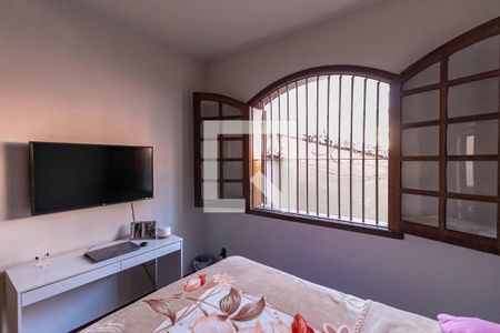 Casa para alugar com 365m², 5 quartos e 6 vagas Casa para alugar com 365m², 5 quartos e 6 vagasQuarto