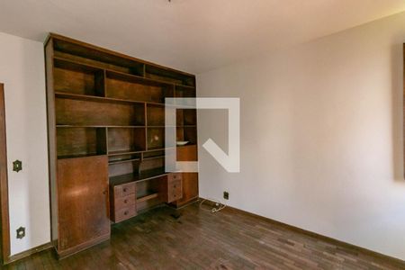 Casa para alugar com 365m², 5 quartos e 6 vagas Casa para alugar com 365m², 5 quartos e 6 vagasQuarto