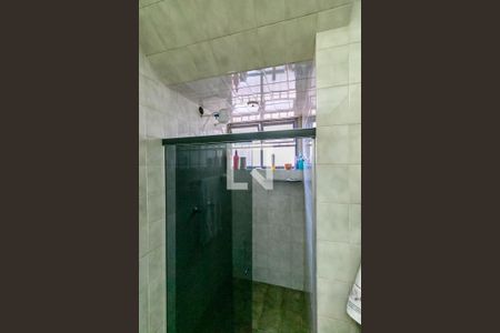 Casa para alugar com 365m², 5 quartos e 6 vagas Casa para alugar com 365m², 5 quartos e 6 vagasBanheiro social