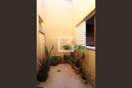 Casa à venda com 336m², 3 quartos e 2 vagasJardim de Inverno