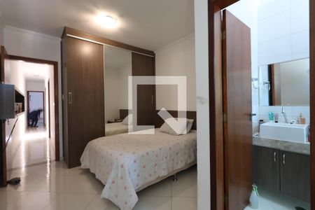 Suíte de casa à venda com 3 quartos, 336m² em Parque São Lucas, São Paulo