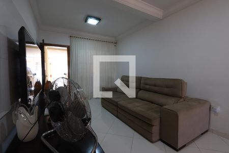 Sala de casa à venda com 3 quartos, 336m² em Parque São Lucas, São Paulo