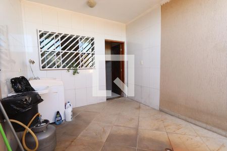 Casa à venda com 336m², 3 quartos e 2 vagasQuintal/Lavanderia