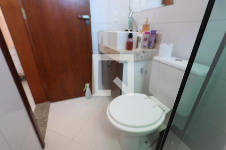 Casa à venda com 336m², 3 quartos e 2 vagasBanheiro da Suíte