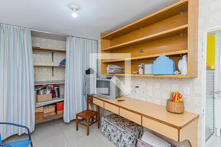 Casa para alugar com 180m², 2 quartos e 4 vagasQuarto de Serviço