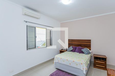 Casa para alugar com 180m², 2 quartos e 4 vagasQuarto