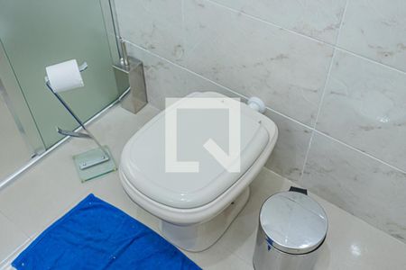 Casa para alugar com 180m², 2 quartos e 4 vagasBanheiro Social 