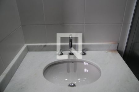 Apartamento à venda com 69m², 2 quartos e 1 vagaBanheiro da Suíte