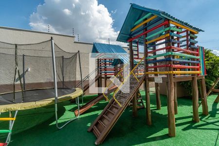 Apartamento à venda com 137m², 3 quartos e 3 vagas Apartamento à venda com 137m², 3 quartos e 3 vagasÁrea comum - Playground