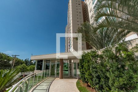 Apartamento à venda com 137m², 3 quartos e 3 vagas Apartamento à venda com 137m², 3 quartos e 3 vagasFachada e Portaria