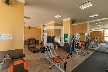 Apartamento à venda com 137m², 3 quartos e 3 vagas Apartamento à venda com 137m², 3 quartos e 3 vagasÁrea comum - Academia