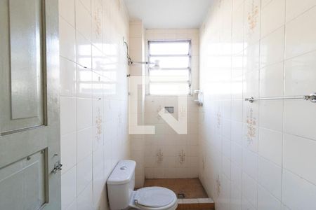 Apartamento à venda com 68m², 2 quartos e sem vaga Apartamento à venda com 68m², 2 quartos e sem vagaBanheiro