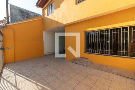 Casa à venda com 160m², 4 quartos e 3 vagas Casa à venda com 160m², 4 quartos e 3 vagasGaragem