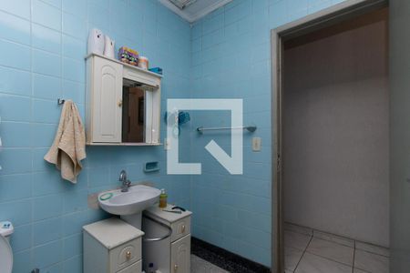 Casa à venda com 160m², 4 quartos e 3 vagas Casa à venda com 160m², 4 quartos e 3 vagasBanheiro 1