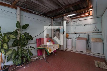 Casa à venda com 160m², 4 quartos e 3 vagas Casa à venda com 160m², 4 quartos e 3 vagasÁrea de Serviço 1