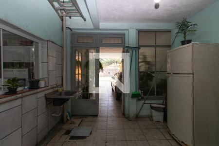 Casa à venda com 160m², 4 quartos e 3 vagas Casa à venda com 160m², 4 quartos e 3 vagasÁrea de Serviço 2