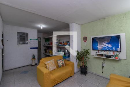 Casa à venda com 160m², 4 quartos e 3 vagas Casa à venda com 160m², 4 quartos e 3 vagasDespensa