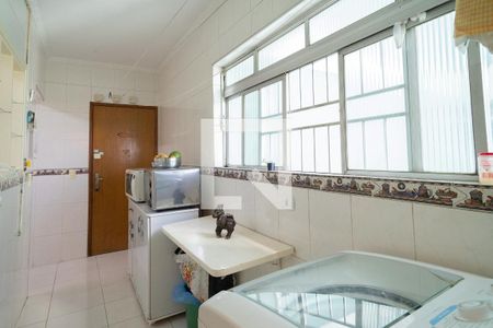 Apartamento à venda com 124m², 3 quartos e 1 vagaÁrea de Serviço 