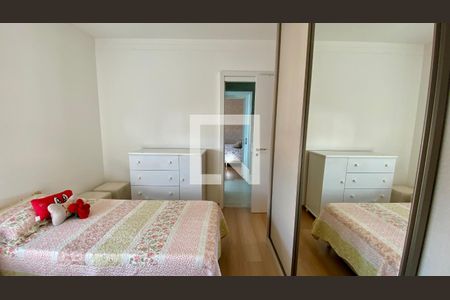 Apartamento à venda com 178m², 4 quartos e 4 vagas Apartamento à venda com 178m², 4 quartos e 4 vagasQuarto 4