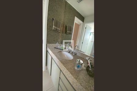 Apartamento à venda com 178m², 4 quartos e 4 vagas Apartamento à venda com 178m², 4 quartos e 4 vagasQuarto Suíte 3