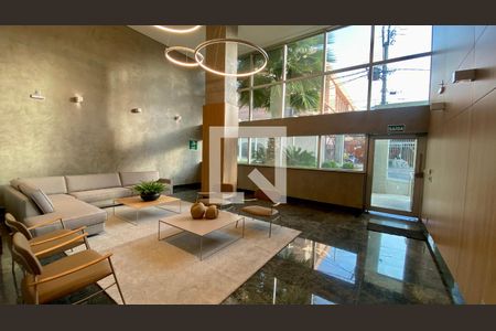 Apartamento à venda com 178m², 4 quartos e 4 vagas Apartamento à venda com 178m², 4 quartos e 4 vagasHall social