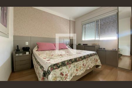 Apartamento à venda com 178m², 4 quartos e 4 vagas Apartamento à venda com 178m², 4 quartos e 4 vagasQuarto Suíte 1