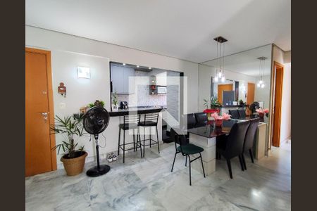 Sala de apartamento à venda com 3 quartos, 95m² em Buritis, Belo Horizonte