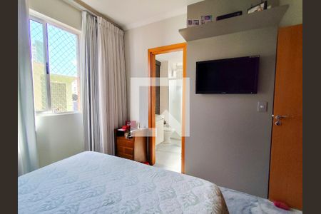 Apartamento à venda com 95m², 3 quartos e 3 vagasQuarto 3